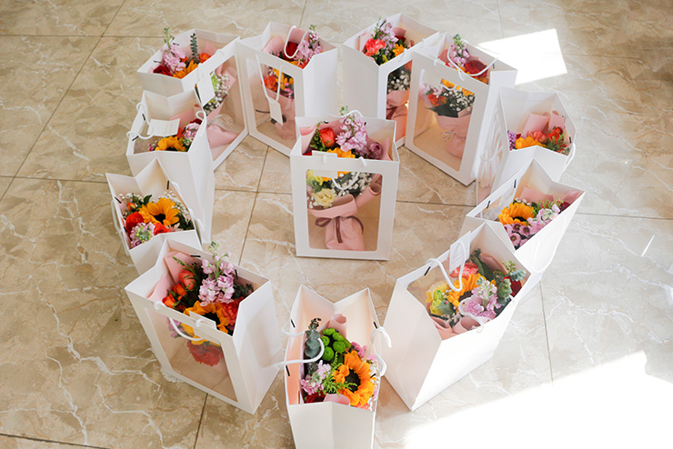 愛在三八節(jié)，情暖半邊天 濟(jì)南賽成為女員工送上節(jié)日祝福